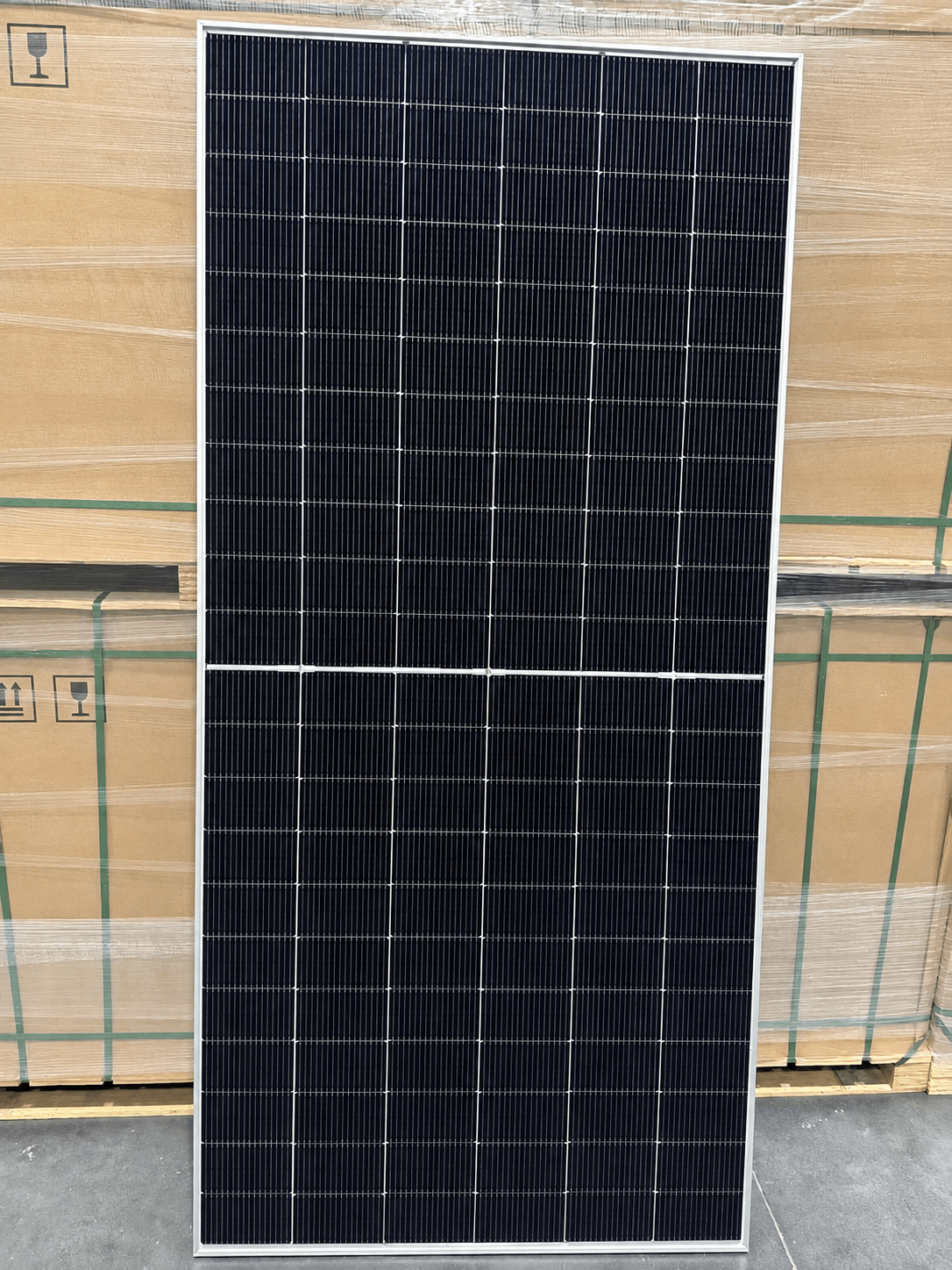 JA Solar 620w Bifacial Solar Panel - Image 5